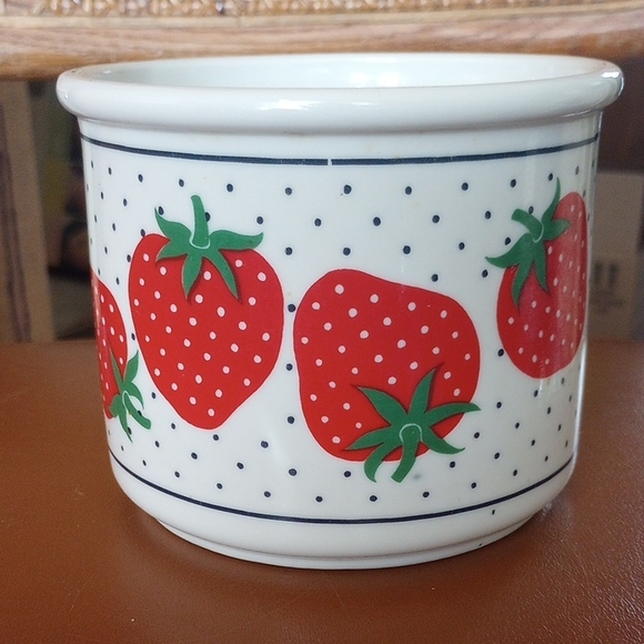 Takahashi Other - Takahashi Vintage Round Ceramic Container w/ Strawberries & Polka Dots